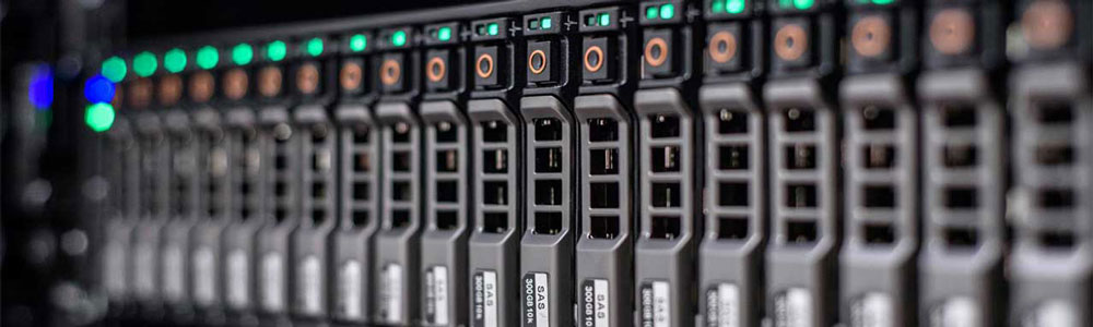 storage server that has 32 disk bays